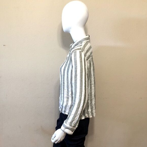 Socialite Stripe Blouse Size Medium - Picture 4 of 13